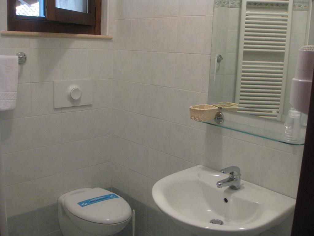 Albergo Giardino Sannazzaro de' Burgondi Room photo