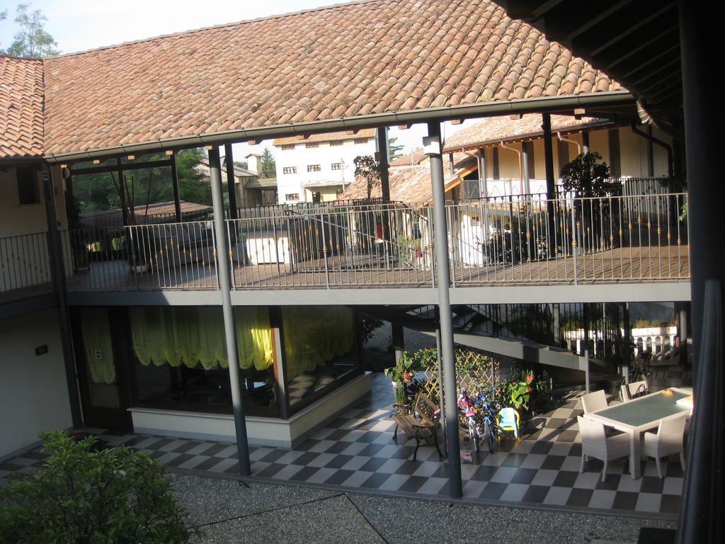 Albergo Giardino Sannazzaro de' Burgondi Exterior photo